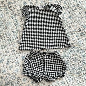 Size 18 months houndstooth shirt and shorts set great condition